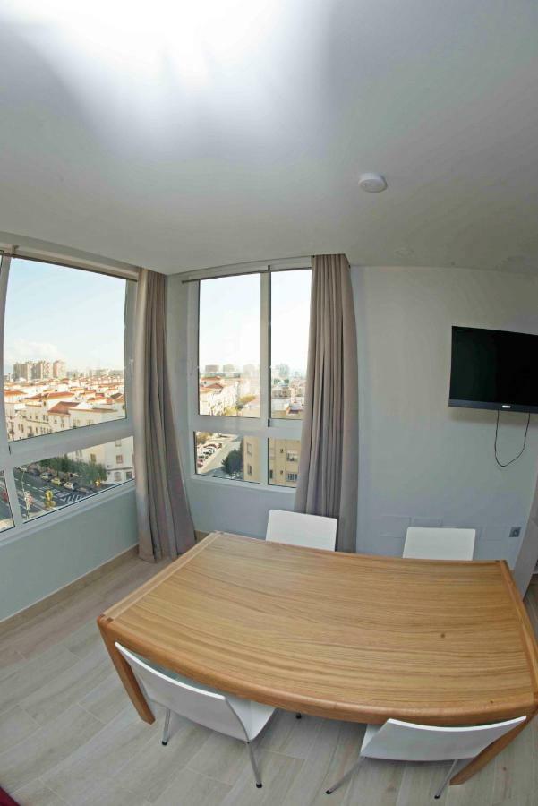 Modern & Stylish Loft With Breathtaking Views Free Wifi - Close To The Sea Малага Екстериор снимка